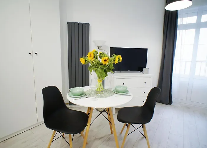 Polonia Art Apartments In The City Center