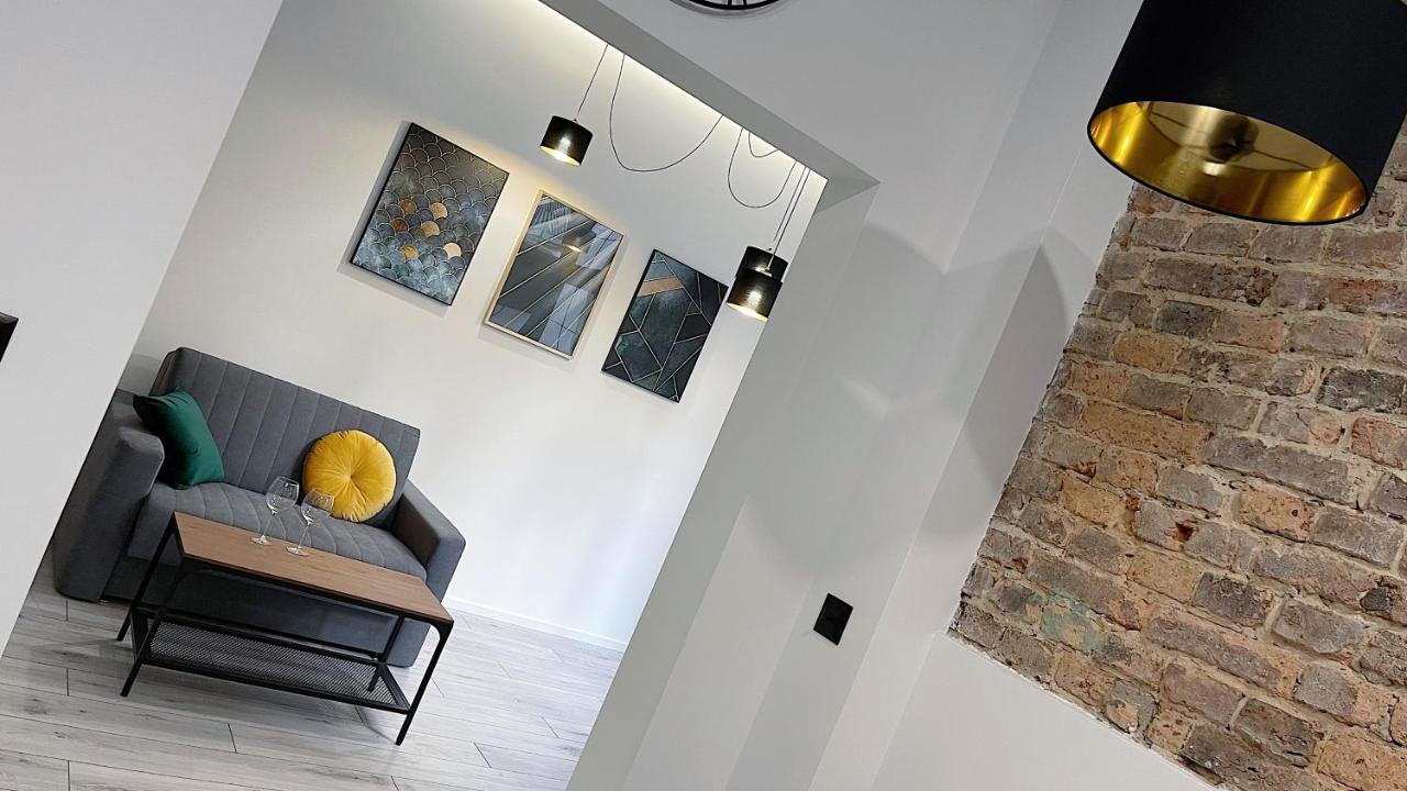 Polonia Art In The Center Apartmán *